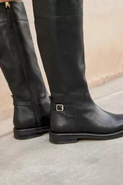 Next Forever Comfort® Kniehohe Lederstiefel Mit Flachem Absatz -Winterschuhe Verkaufs-Shop U41 527s4