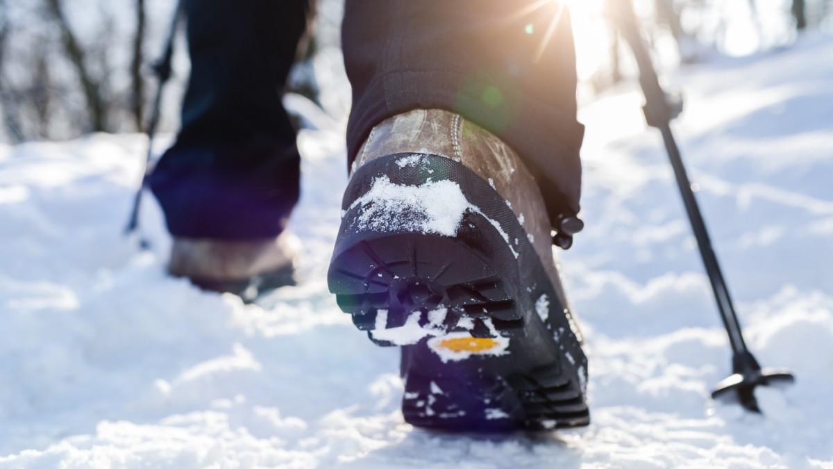 Winterschuhe Verkaufs-Shop -Winterschuhe Verkaufs-Shop winterhikinglensflareshallowdepthoffield